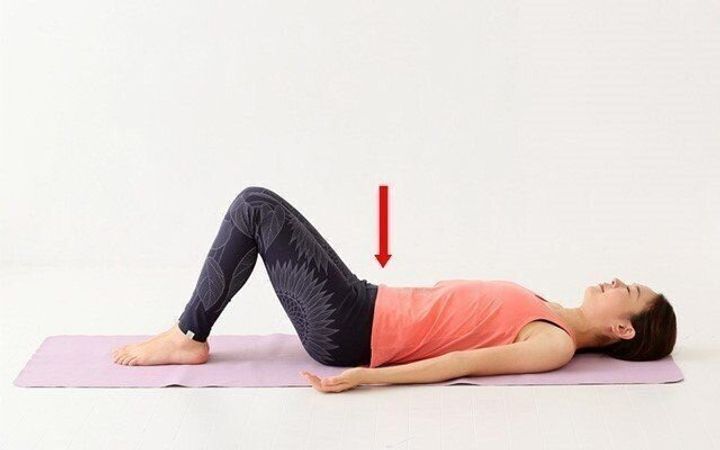 おすすめの 骨盤体操 15選を紹介 日常的に正しい姿勢を意識しよう サンキュ おすすめの 骨盤体操 15選を紹介 日常的に正しい姿勢を意識しよう サンキュ