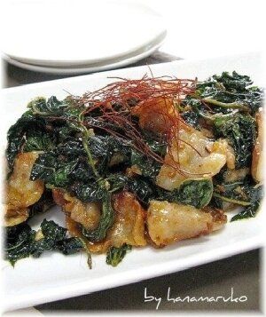 モロヘイヤと豚バラ肉の野菜炒め