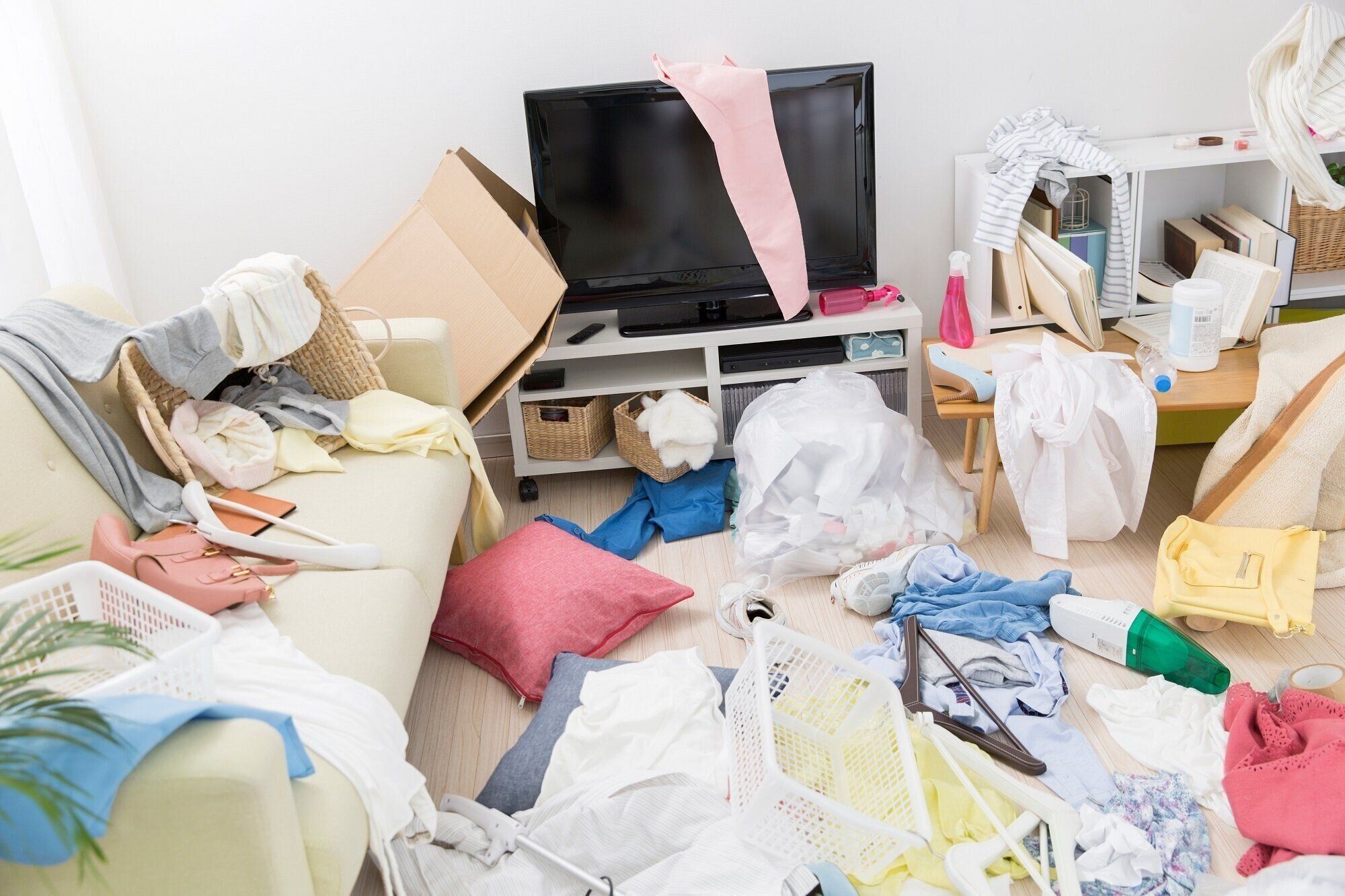 ただ捨てればいいと思ってない？片づけのプロが教える！部屋が汚い人がやめるべきこと3選