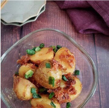 レンジで簡単！新じゃがのバターおかか和え 