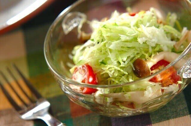  炒めシメジのサラダ