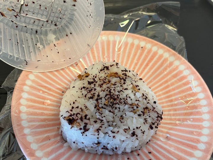 おにぎりを出したところ