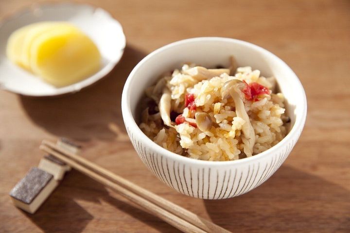 油揚げ入りきのこと生姜の炊き込みごはん