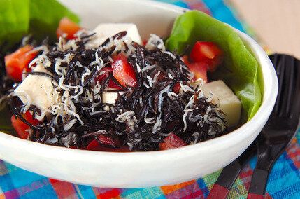 豆腐とトマトのヘルシーサラダ