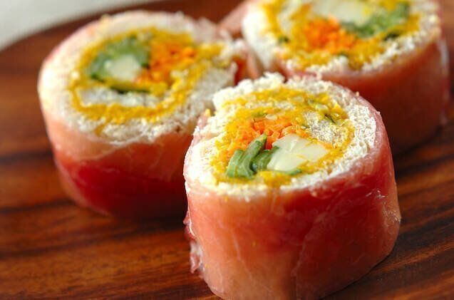 生ハムロールサラダ