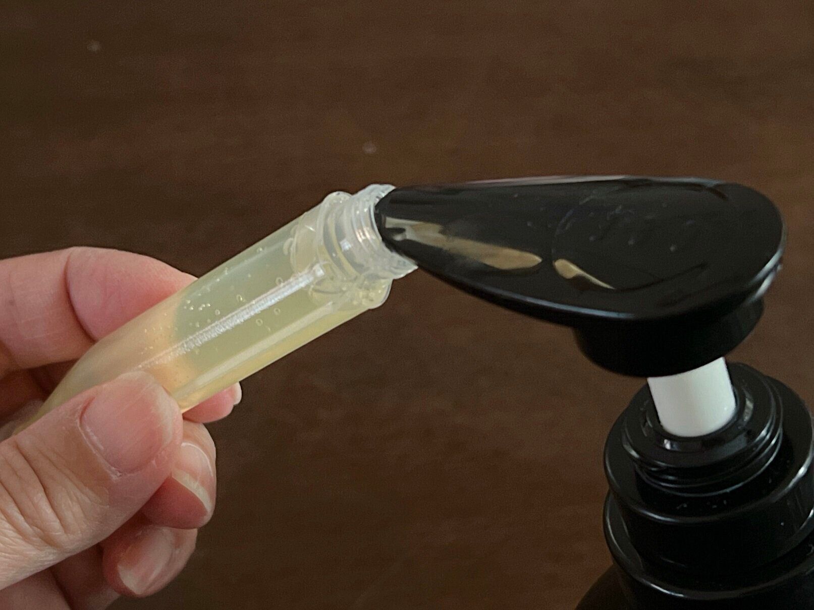 【セリア】自分でつくれる“使い捨て”の詰め替えチューブが便利！旅行などで活躍間違いなし