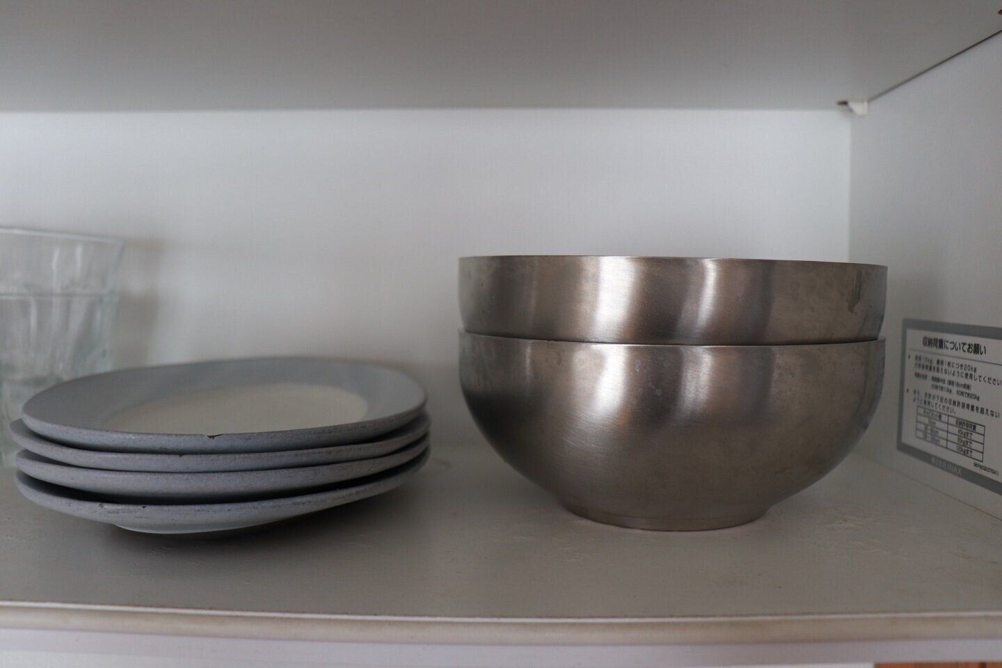 軽くてスタッキングできるのも◎