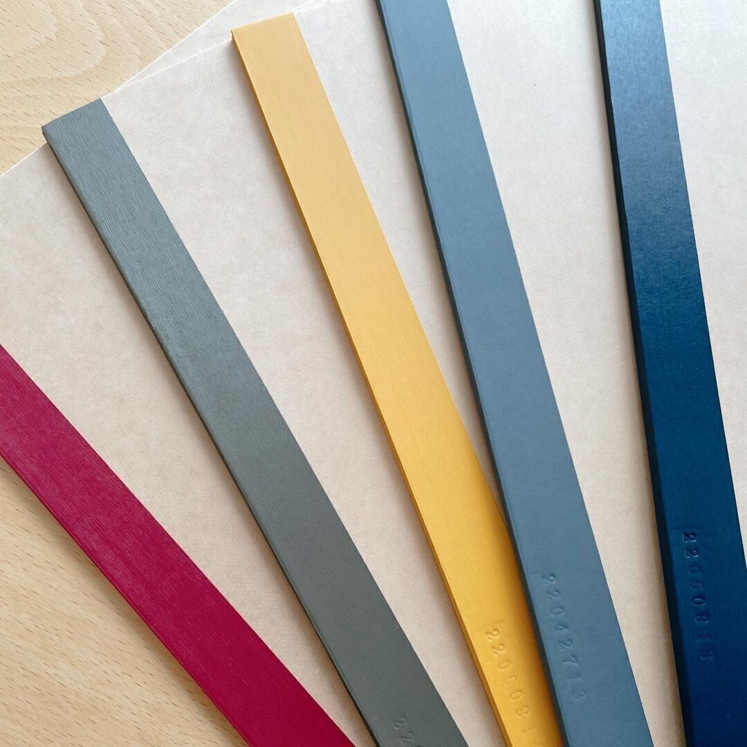 無印良品の「植林木ペーパー裏うつりしにくいノート5冊組」