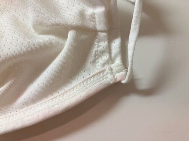 夏用マスクを漂白剤で洗うとまさかのピンクに変色 原因と解決法はコレだった サンキュ 夏用マスクを漂白剤で洗うとまさかのピンクに変色 原因と解決法はコレだった サンキュ
