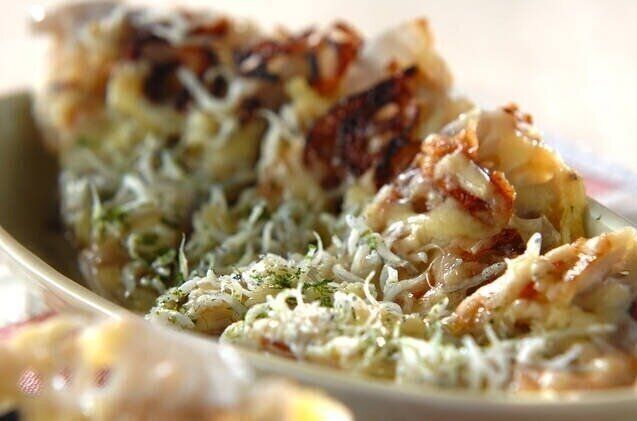 レンコンとシラスのピザ