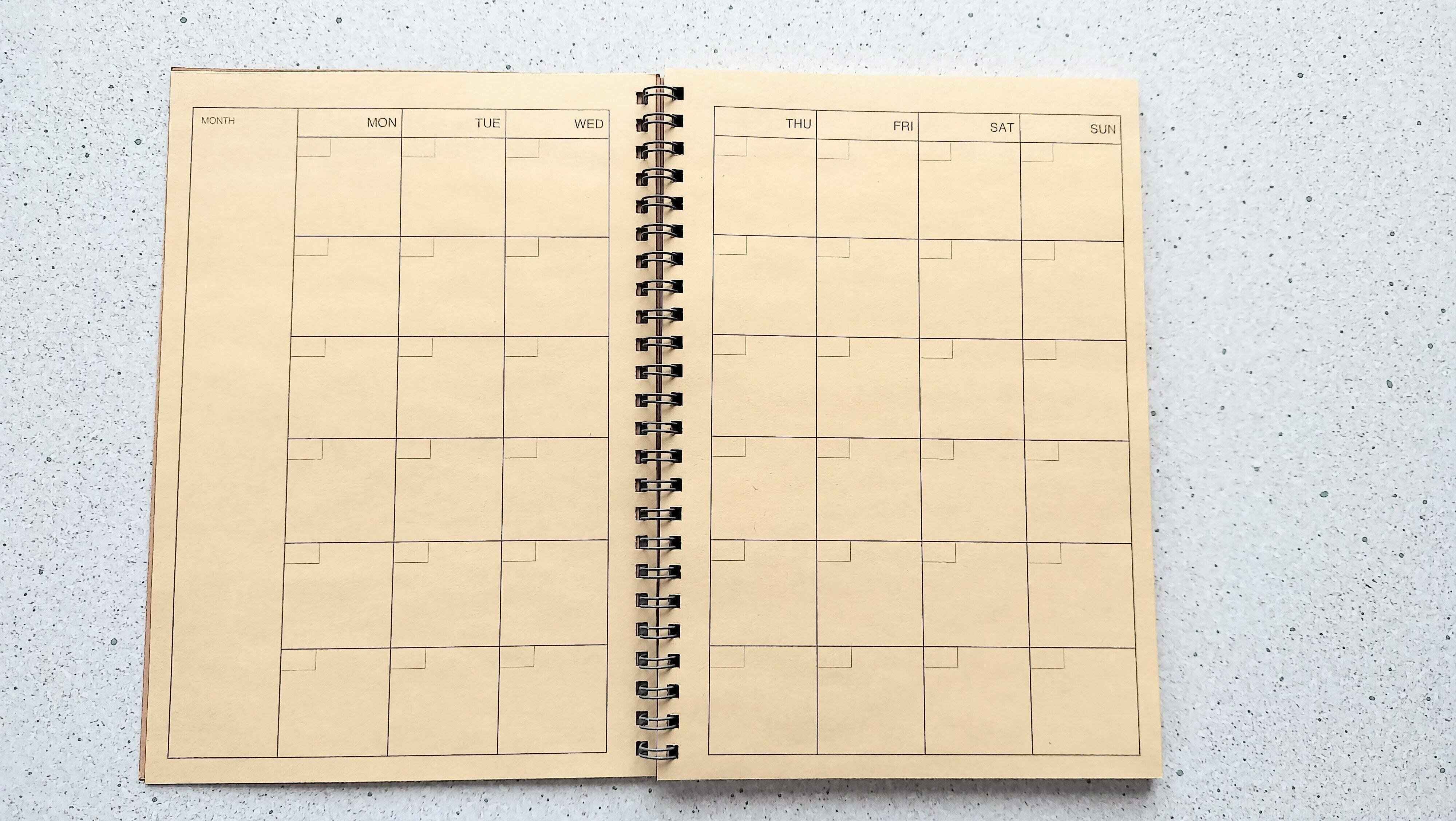 デスクノートスケジュールのカレンダーページ