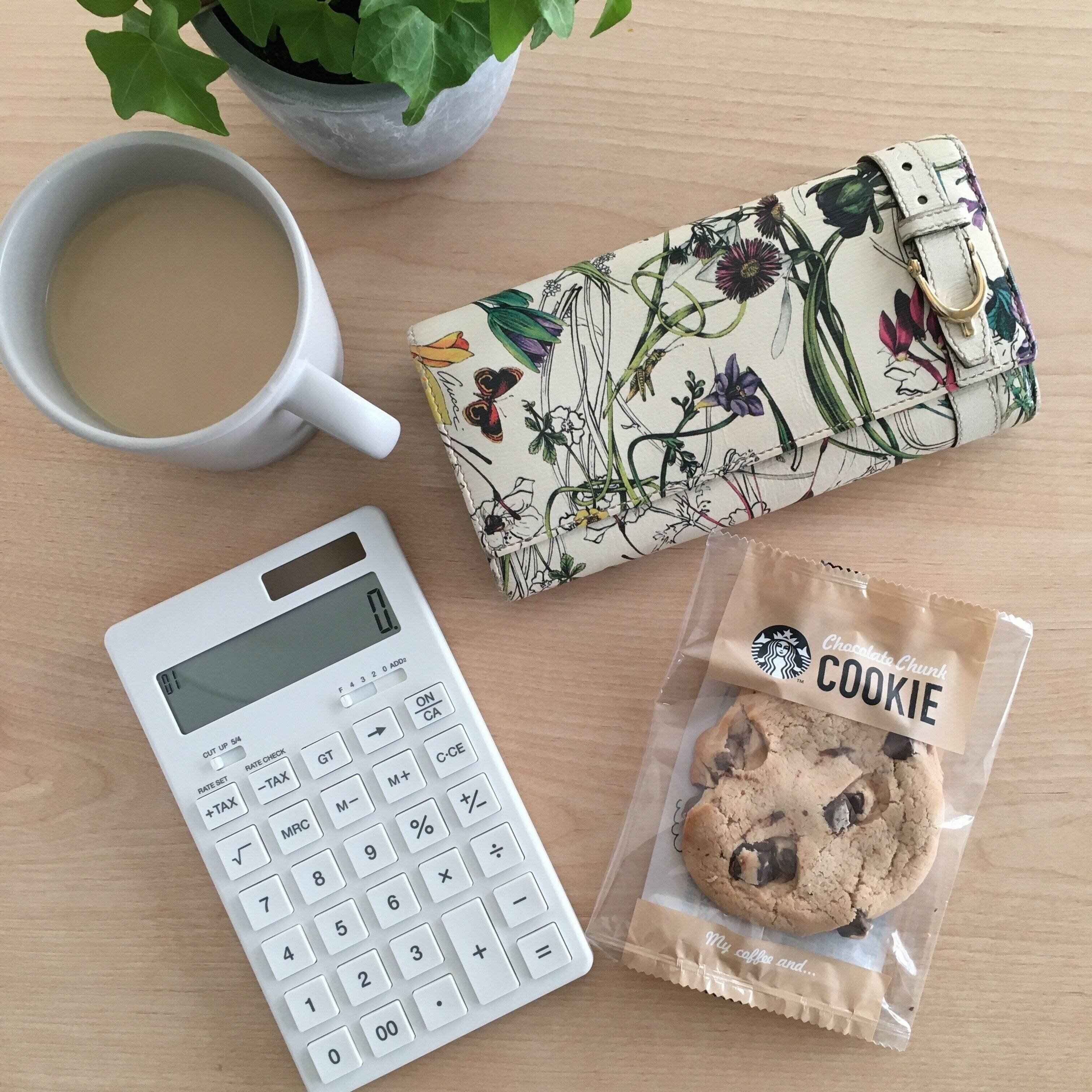 お財布の中身を全部出す