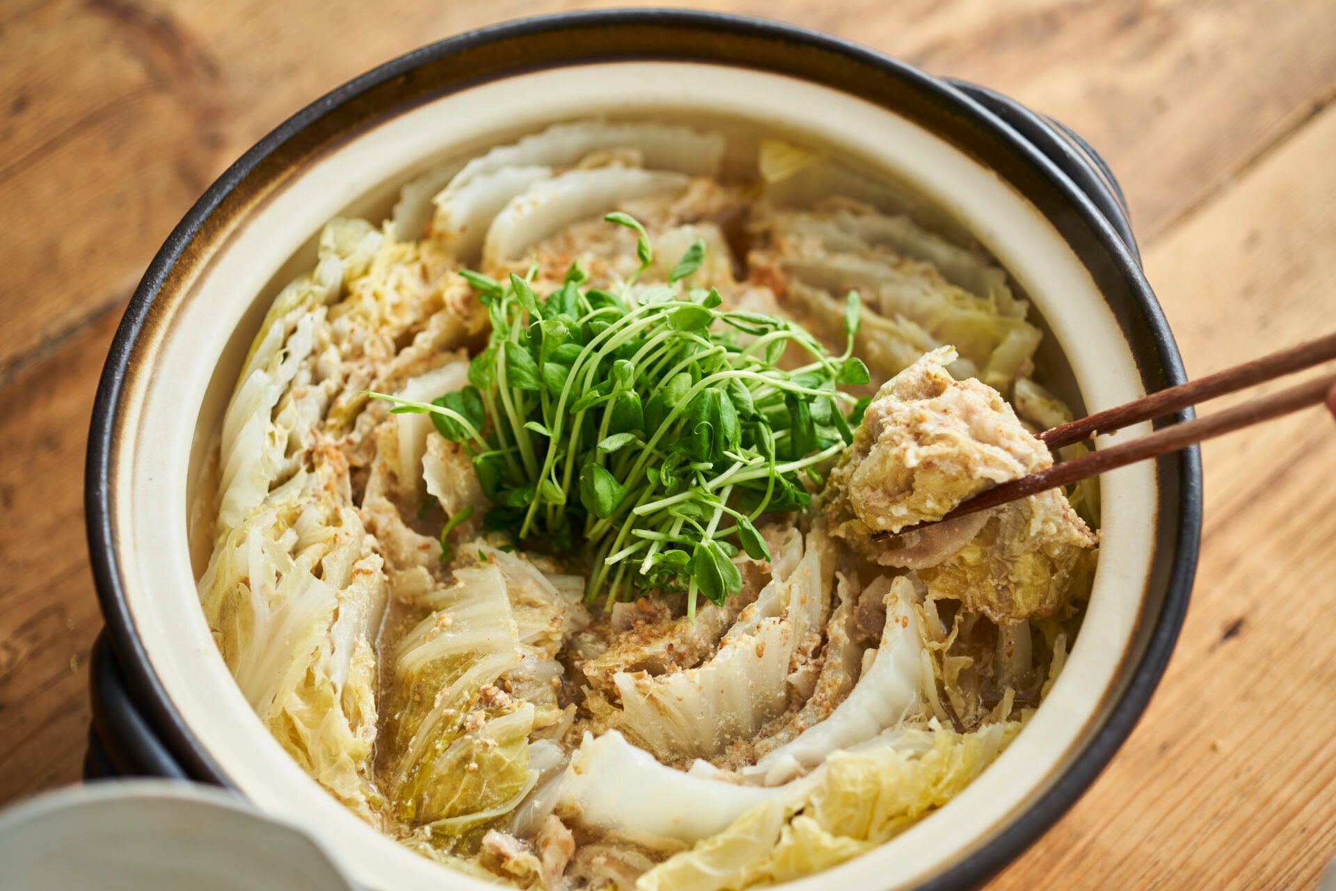 白菜と豚の豆乳みそ鍋