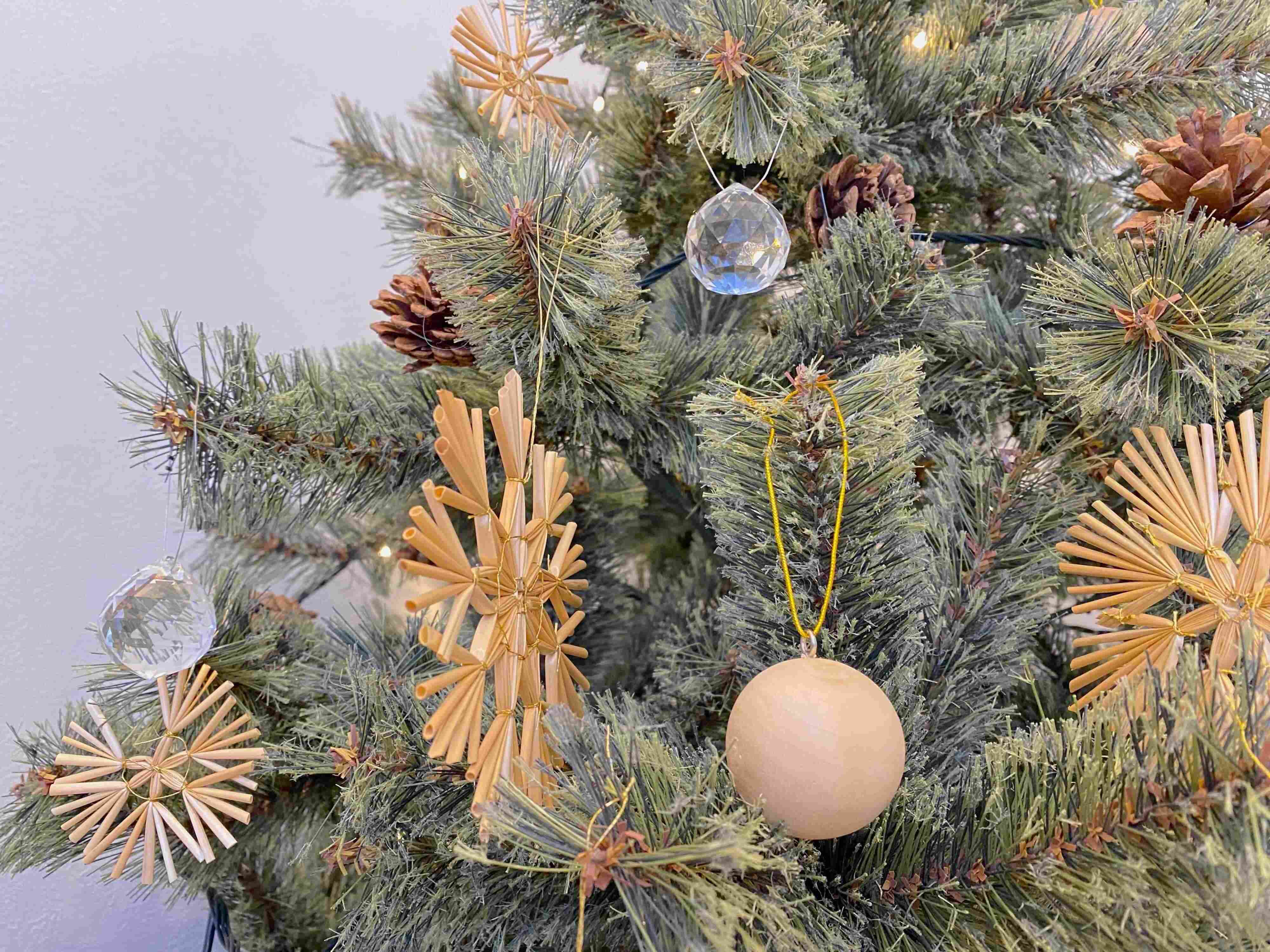 【セリア】ウッドオーナメントボール