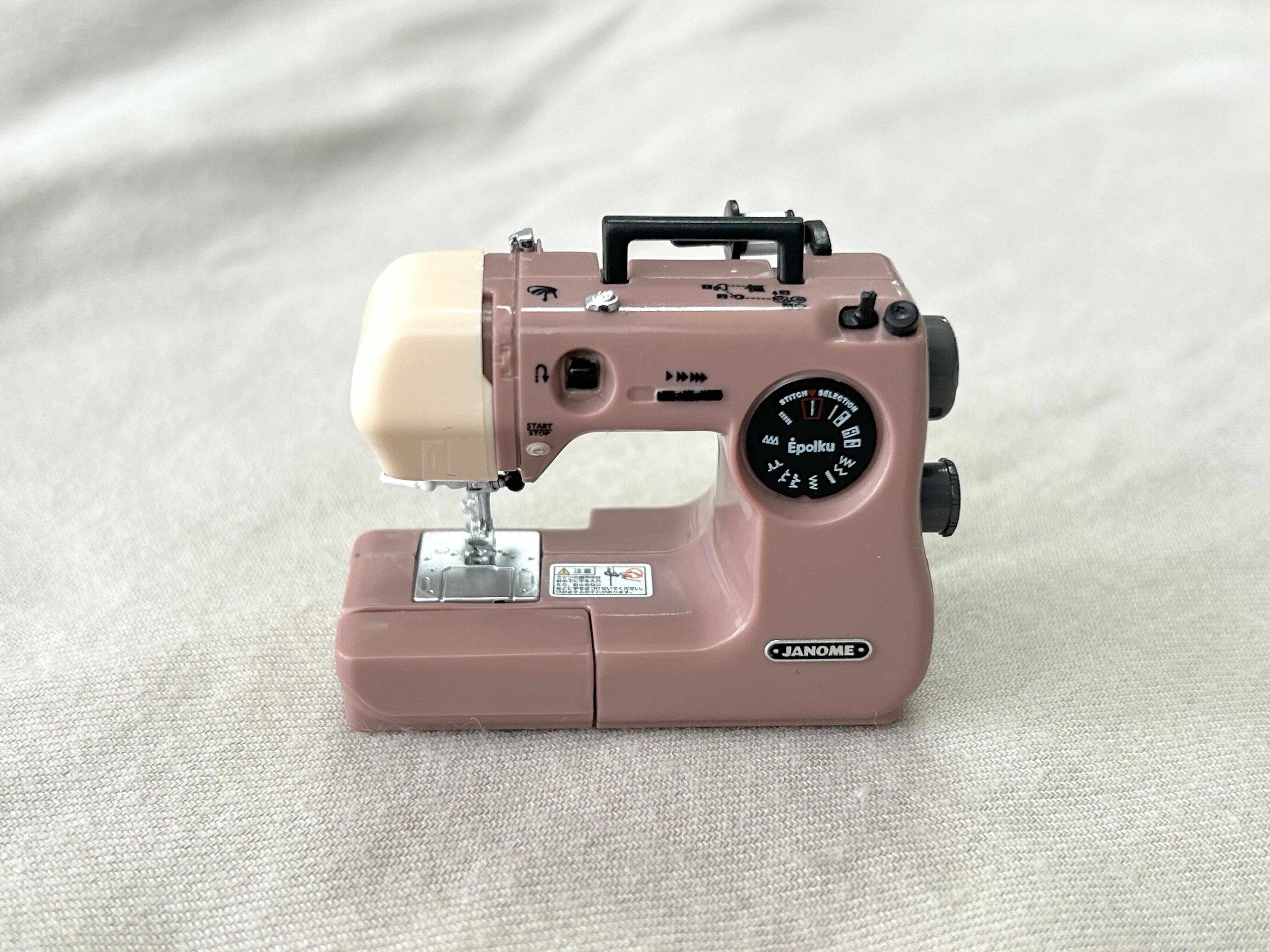 カプセルトイ　ガチャガチャ　ミニチュア　エポルク