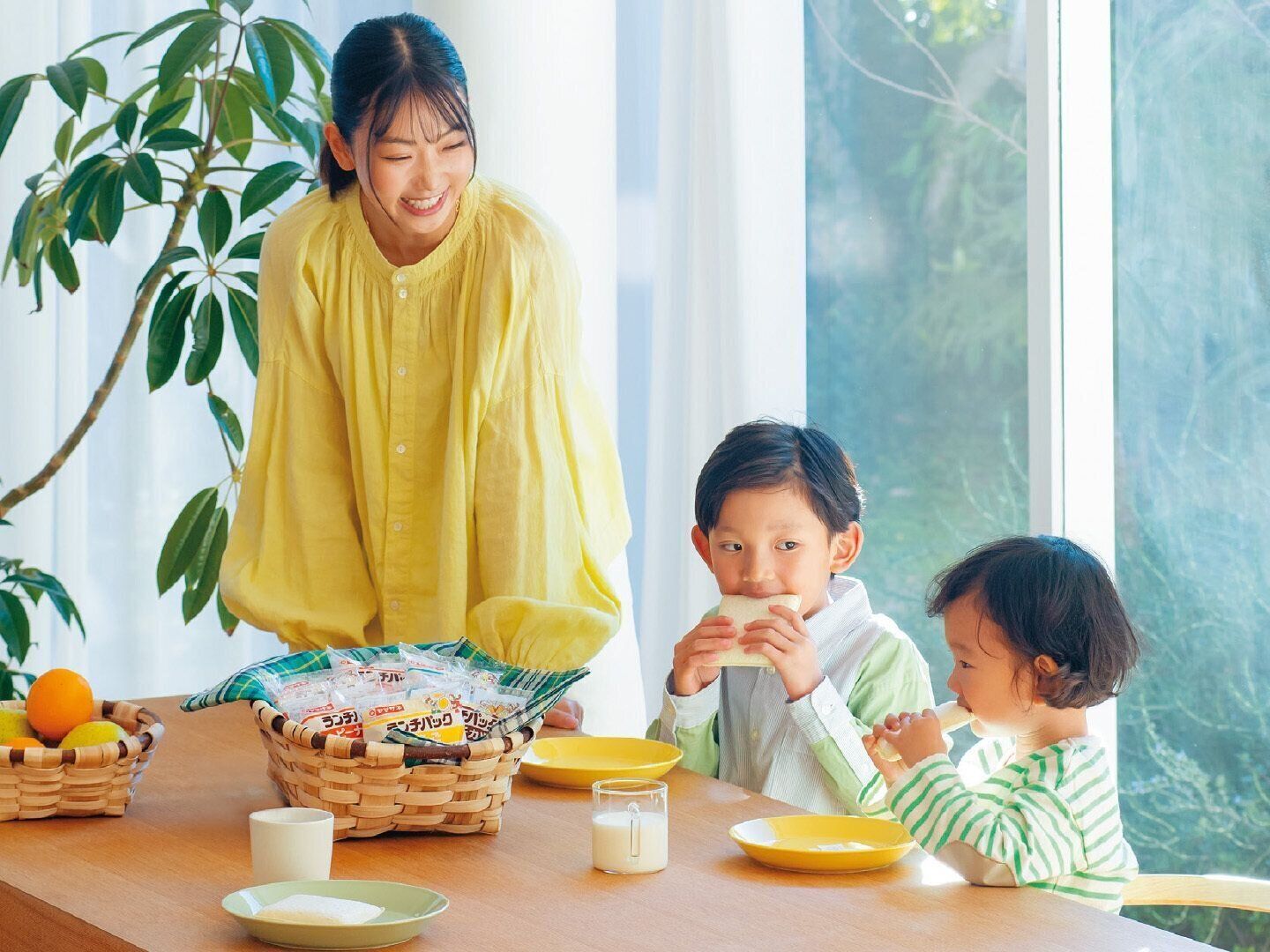 ランチパックがさらにおいしく進化！忙しい日々をハッピーにする救世主