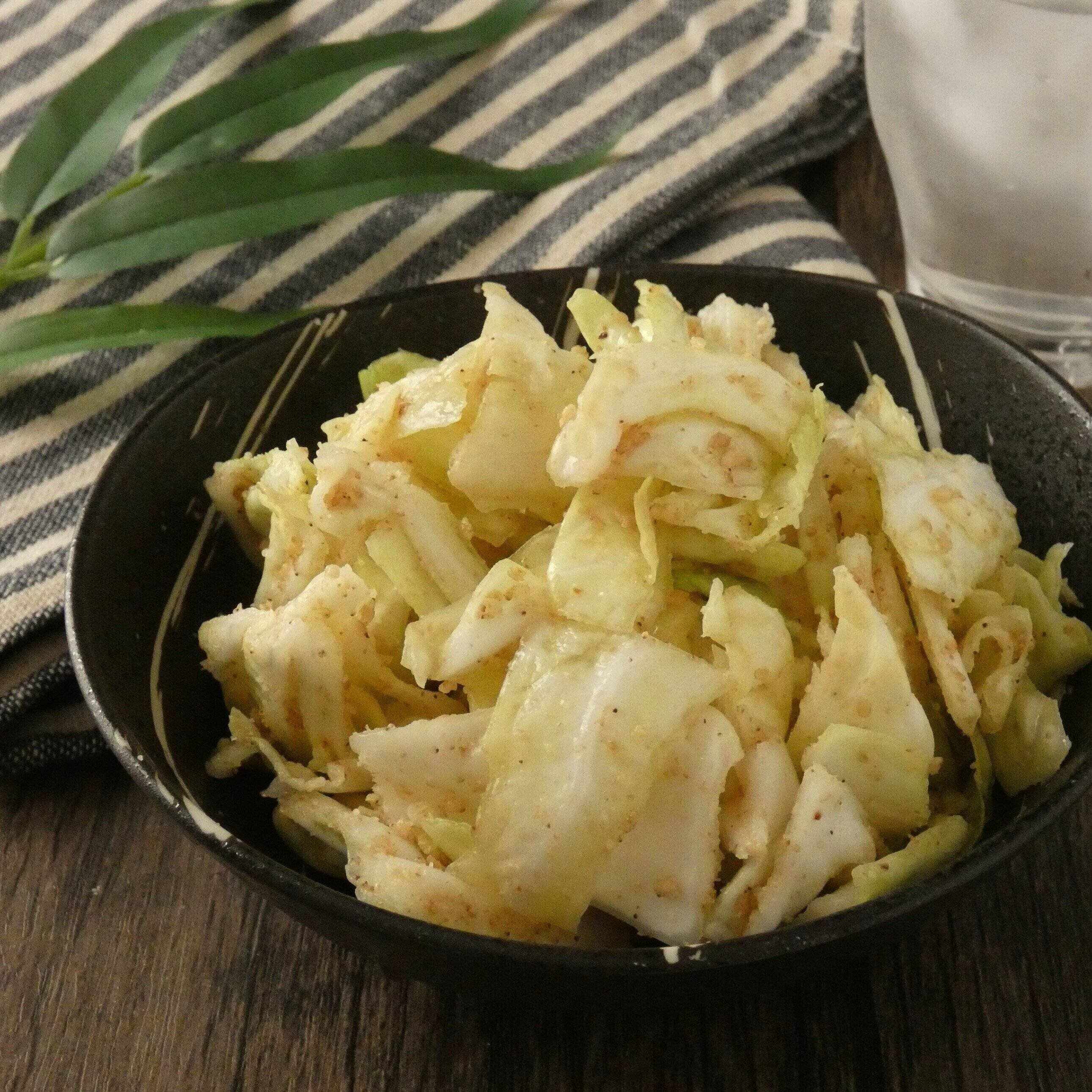 やみつきキャベツ