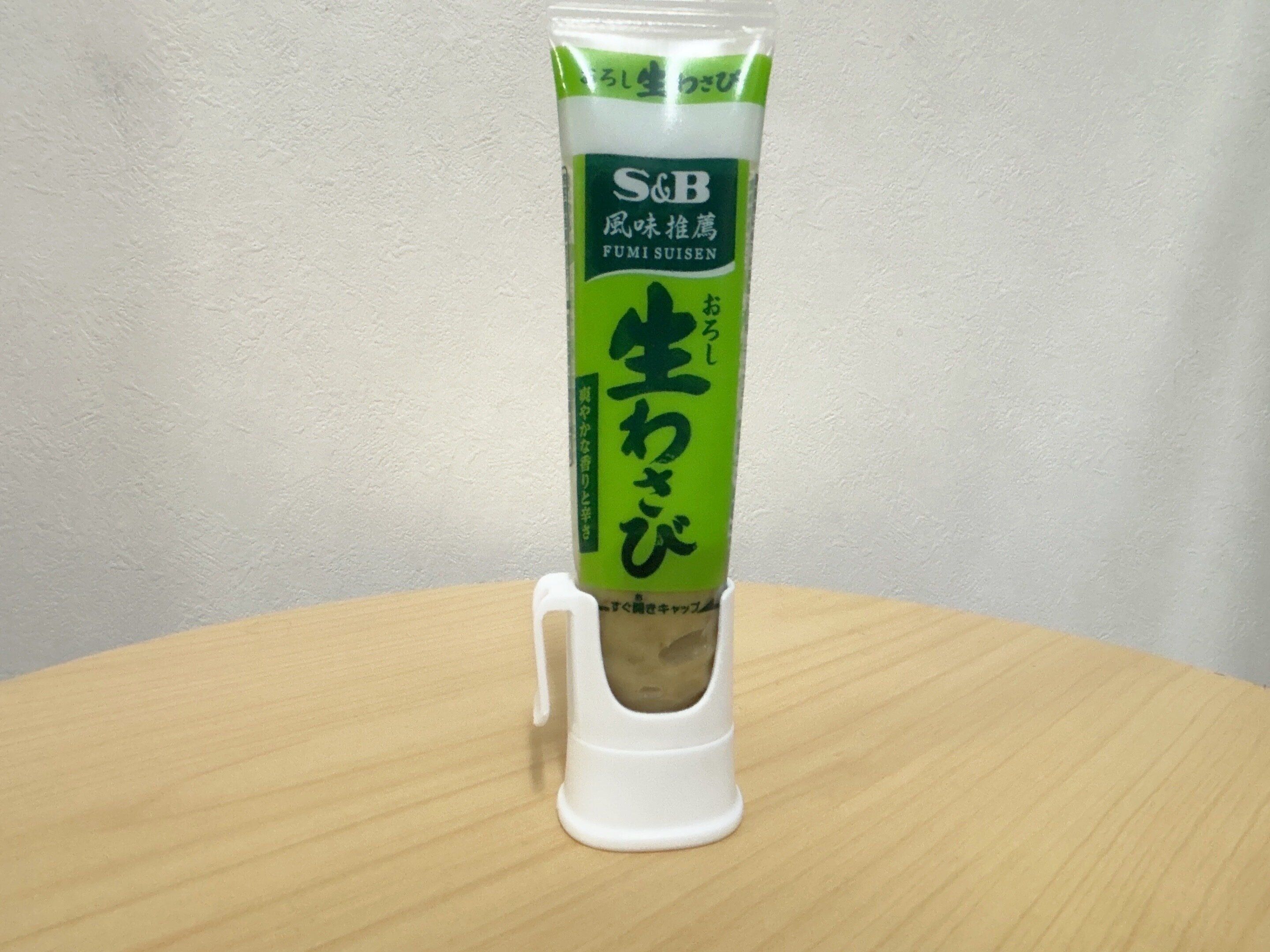 ダイソー薬味チューブキャップフック付き