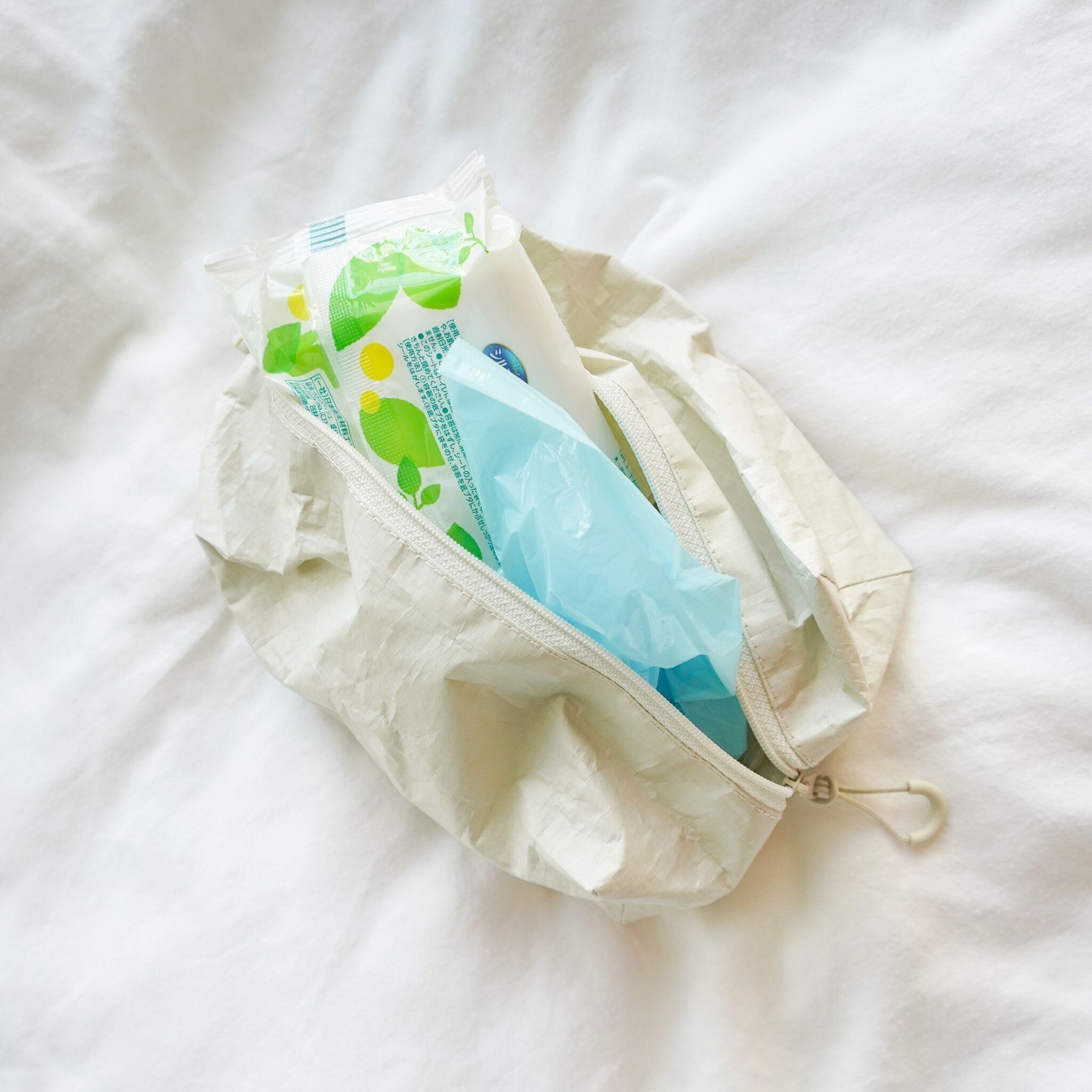 汎用性バツグンの名品「ポリエチレンシートケース」