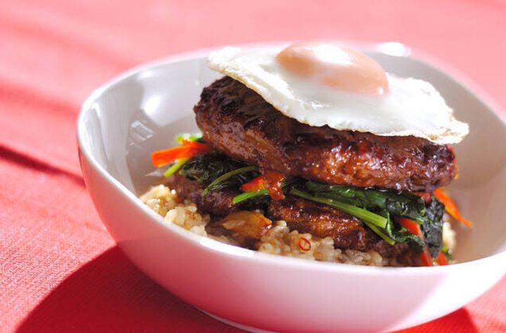 スタミナバーグ丼