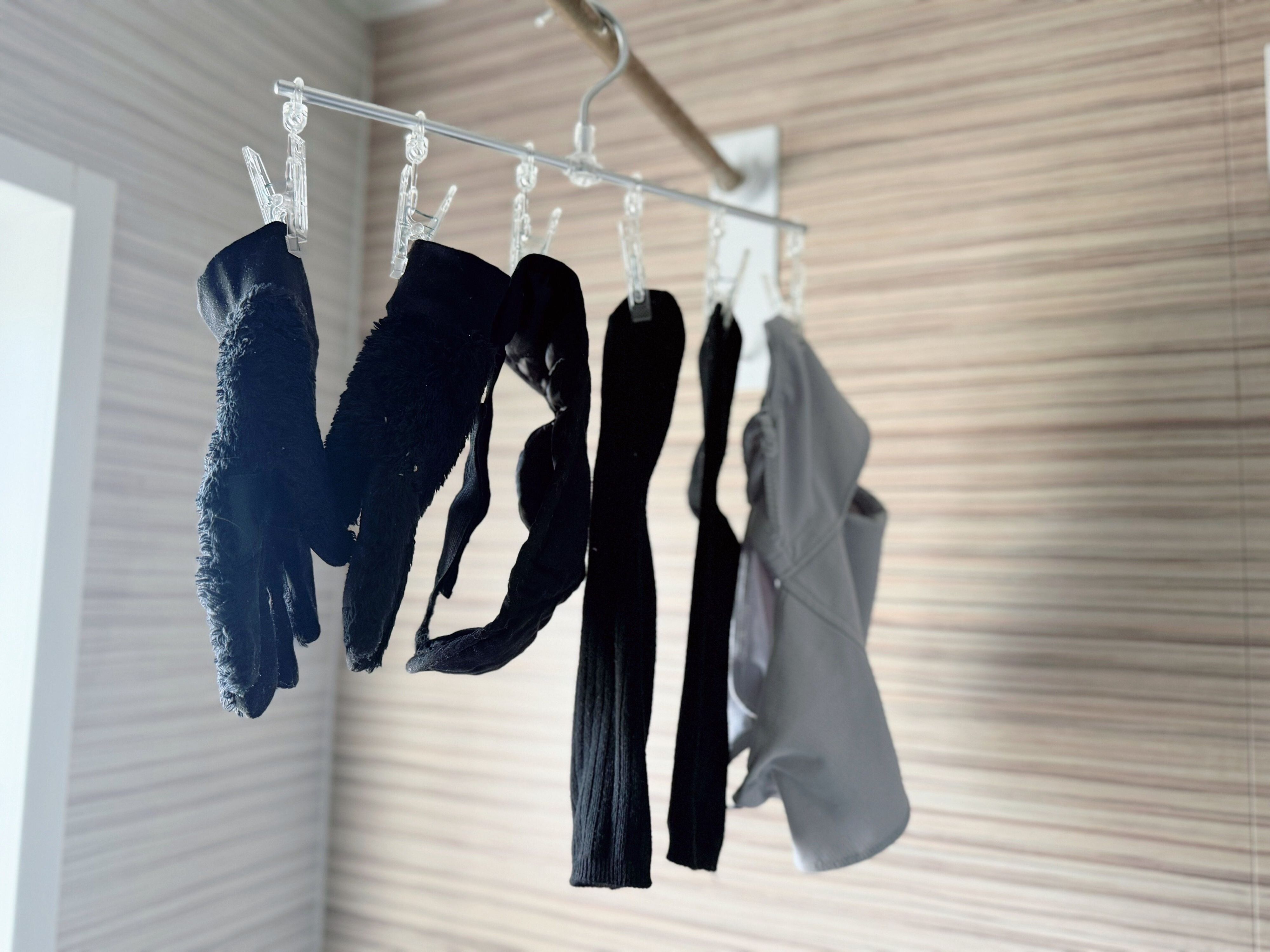 小物をちょっとだけ干したいときに便利！