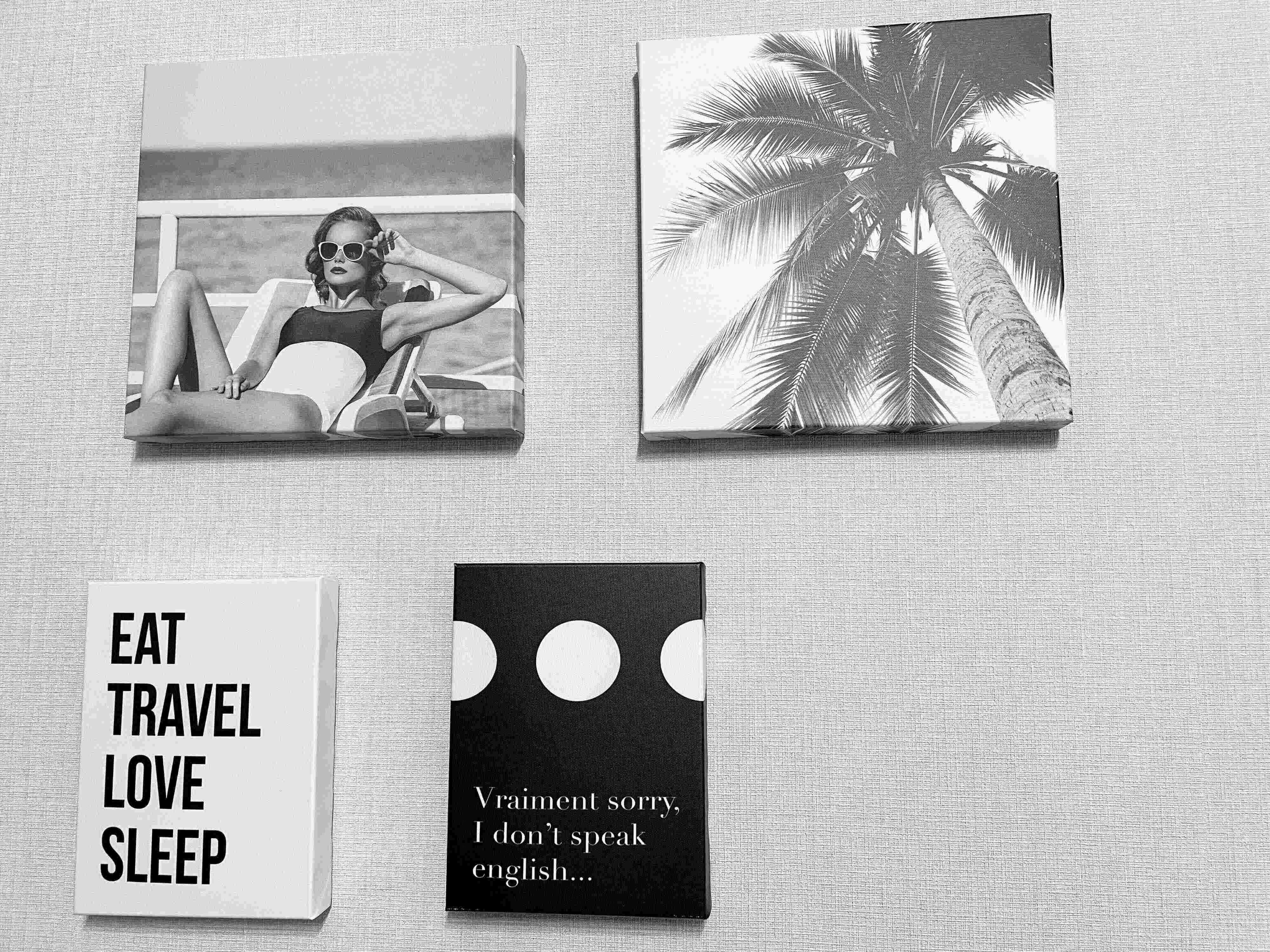 ファブリックパネル　穴を開けずに飾る