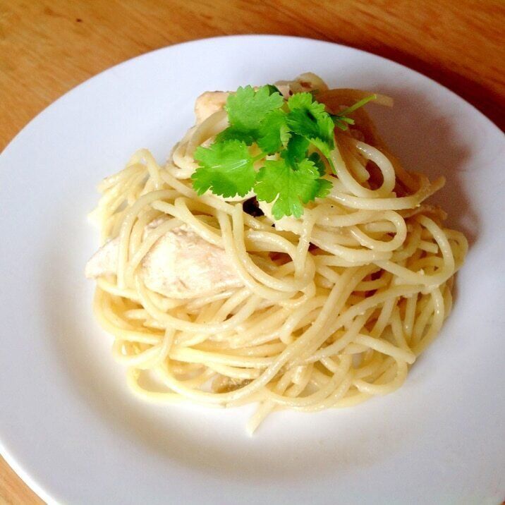 チキングリーンカレースパゲッティー