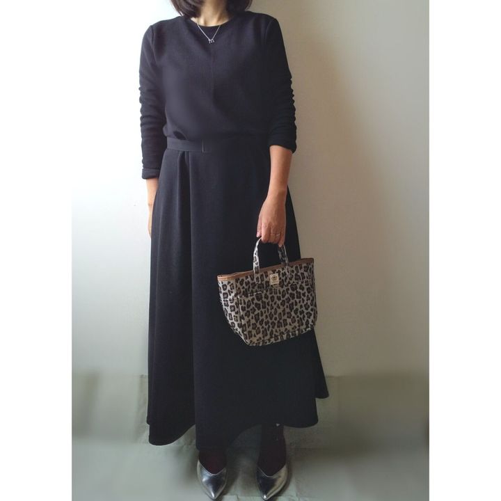 Coca アラフォーにもオススメ 使い勝手バツグンなプチプラ黒ワンピース サンキュ Coca アラフォーにもオススメ 使い勝手バツグンなプチプラ黒ワンピース サンキュ