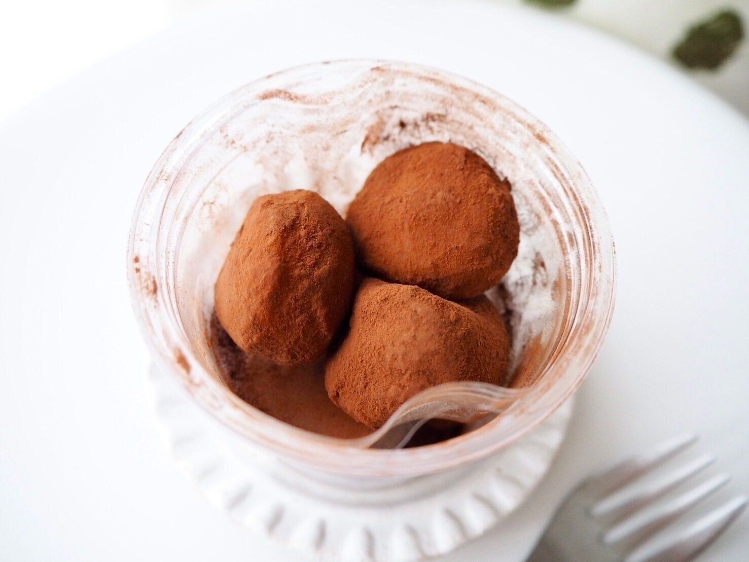 シャトレーゼ「冷やし生チョコ大福カップ入」商品写真