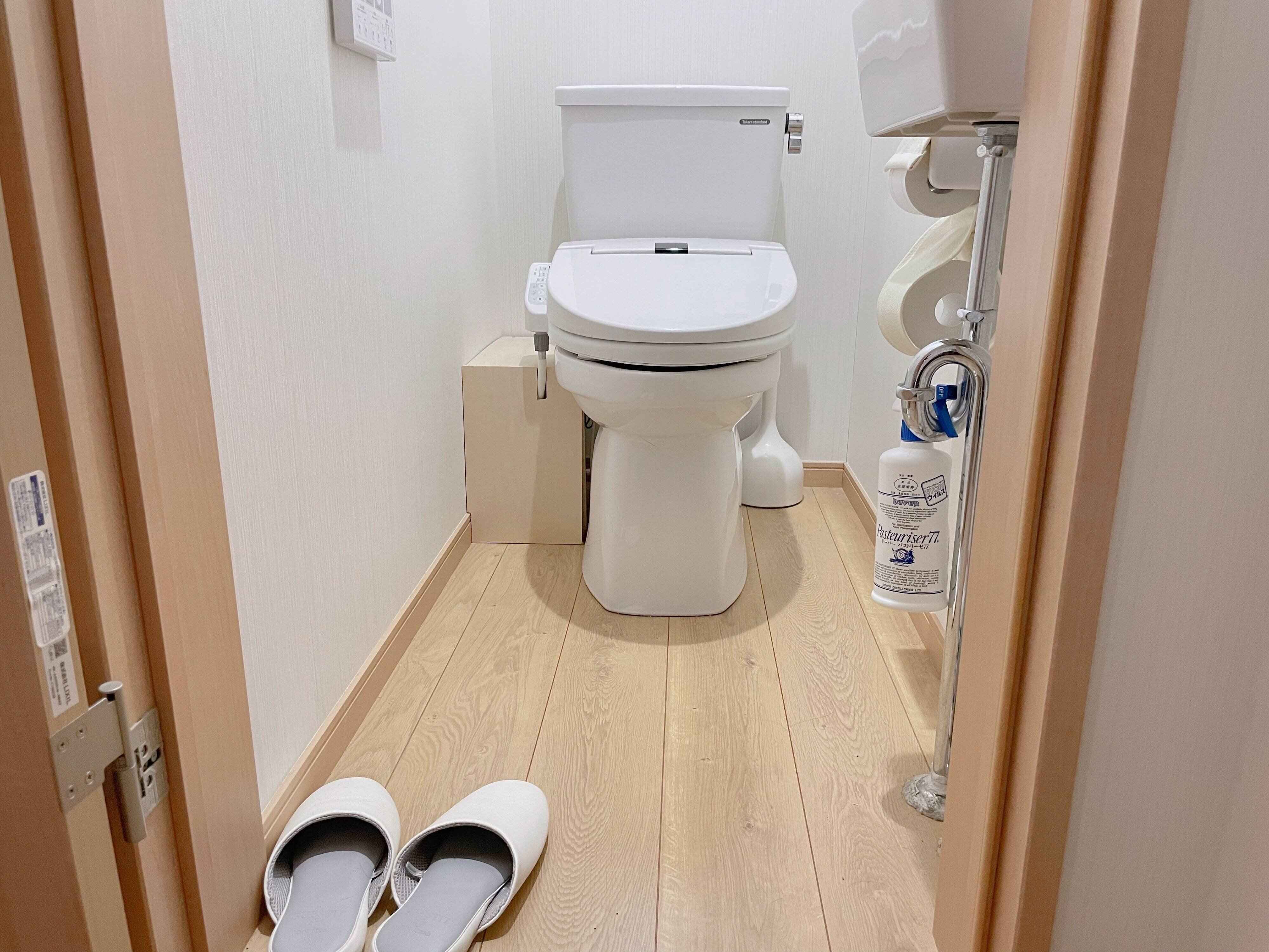 臭いトイレのニオイがスッキリ消える！一家に一つもっておくべき神商品