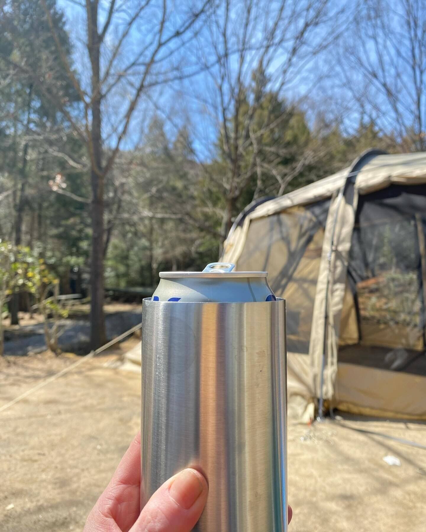 冷たさをキープできる！「真空２重ステンレス缶ホルダー」