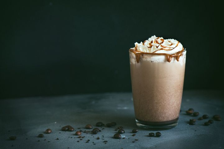 冷たいフラッペ コーヒー
