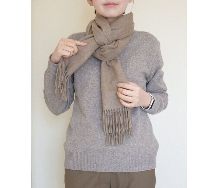 巻き方を変えるだけで垢抜け おしゃれな40代がやっているストールの巻き方4選 サンキュ 巻き方を変えるだけで垢抜け おしゃれな40代がやっているストールの巻き方4選 サンキュ