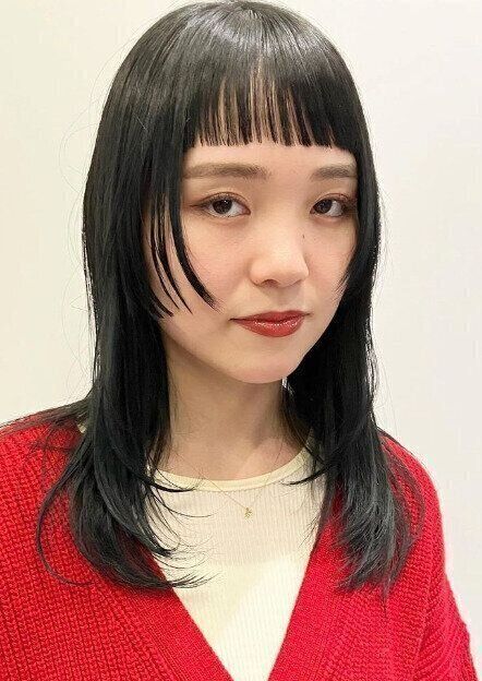 人と被りなくない女子高生におすすめ！姫セミロング