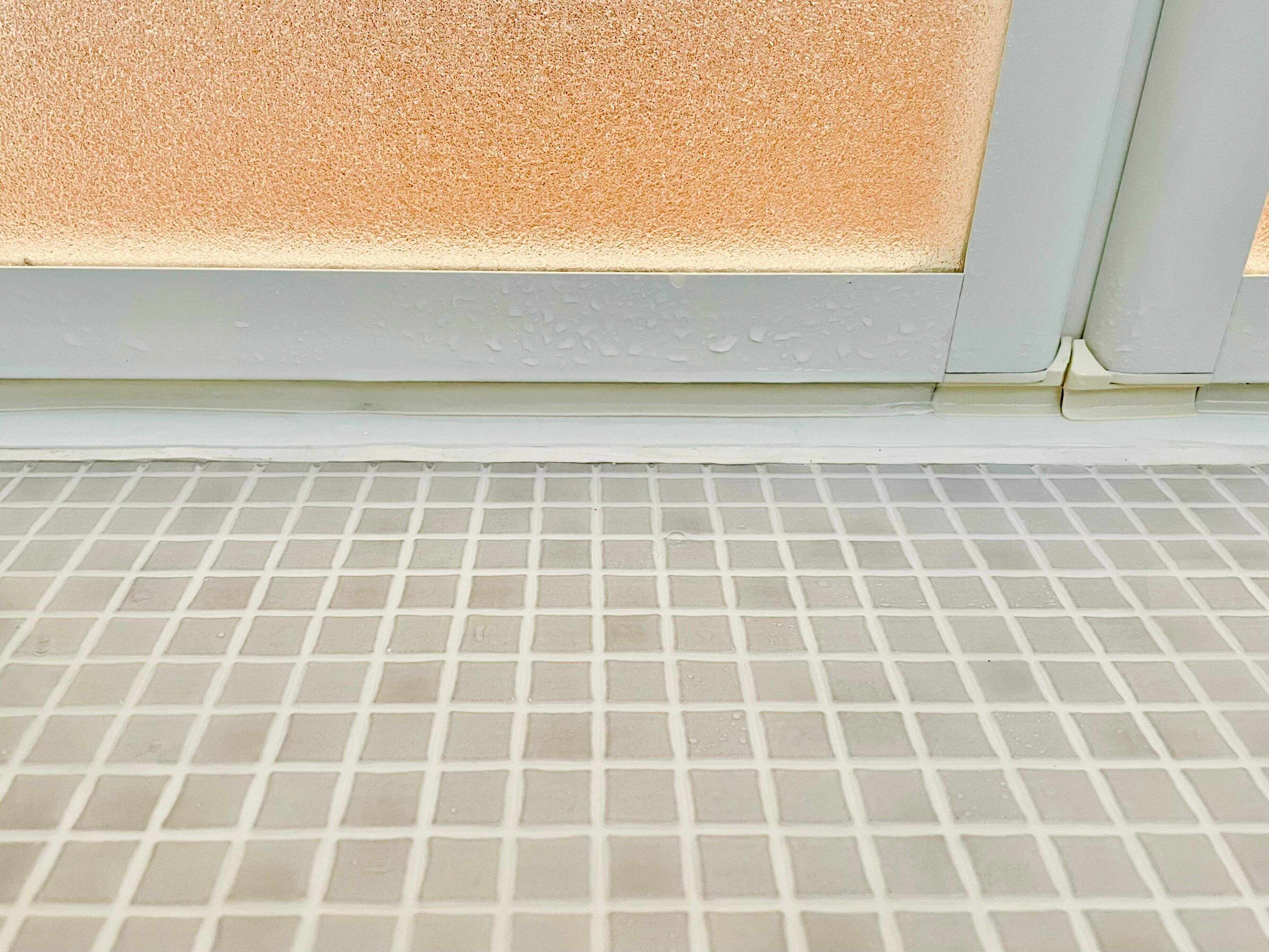 ゴムパッキンのカビ取り