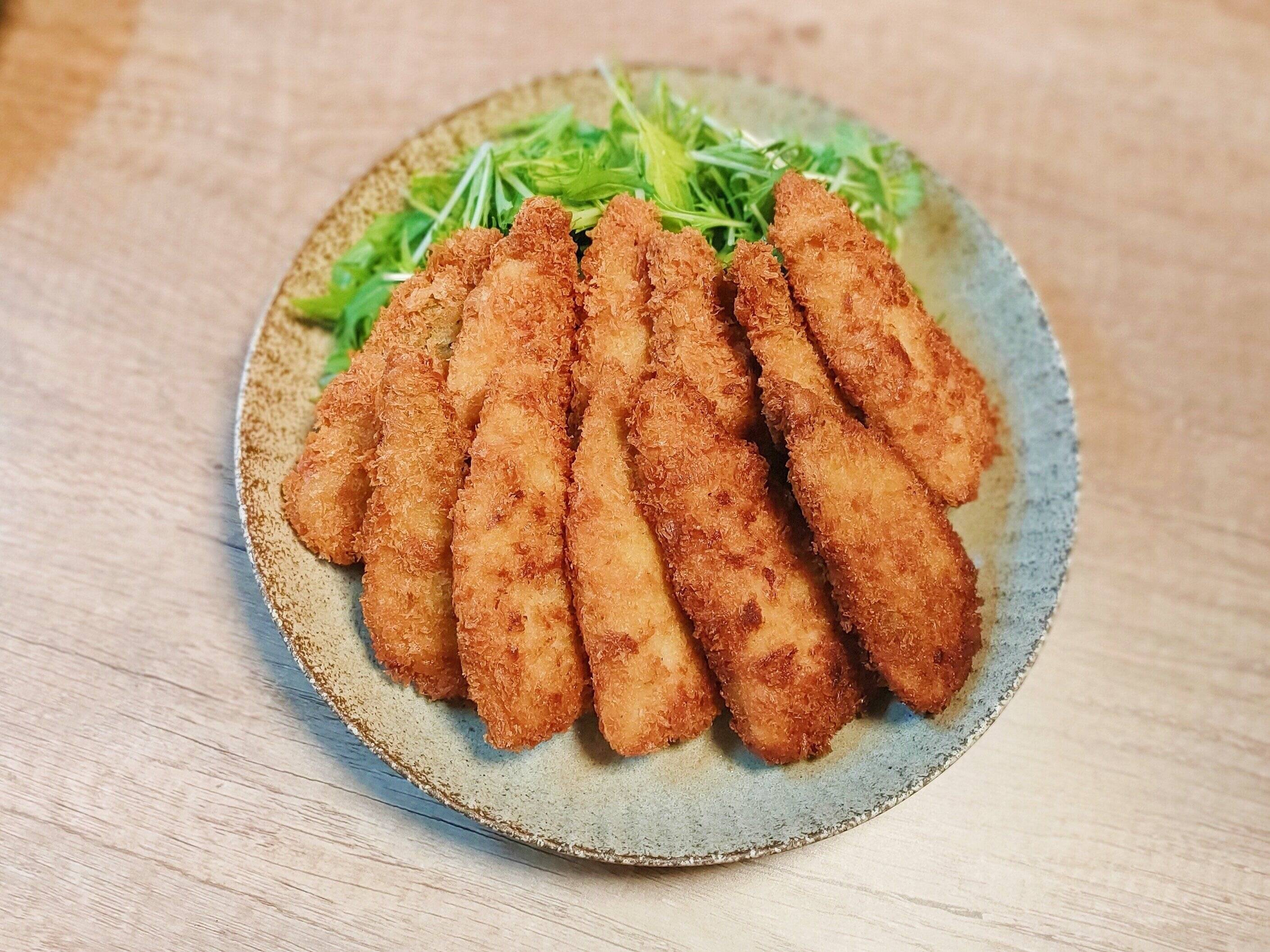 揚げたてのアジフライ