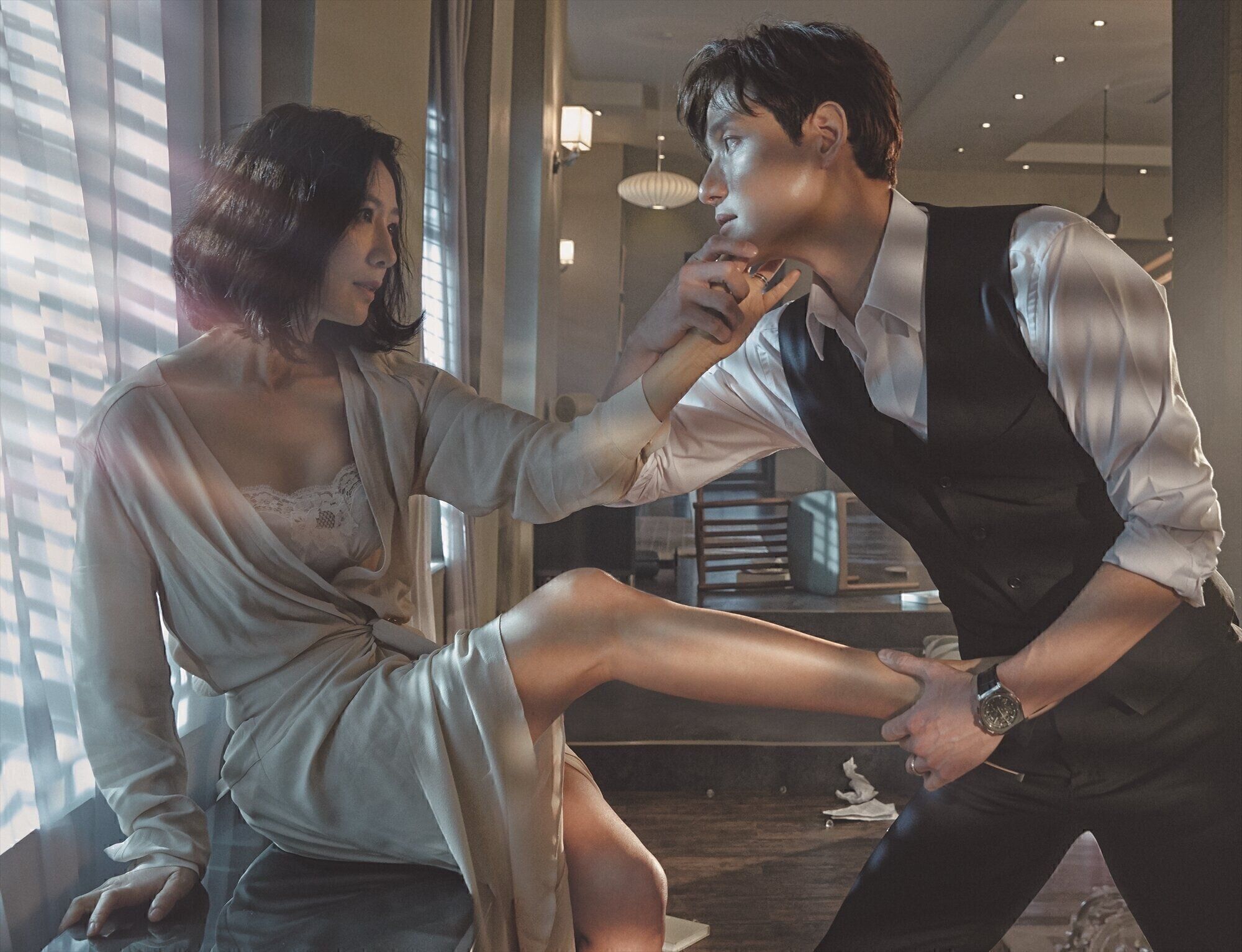 『夫婦の世界』