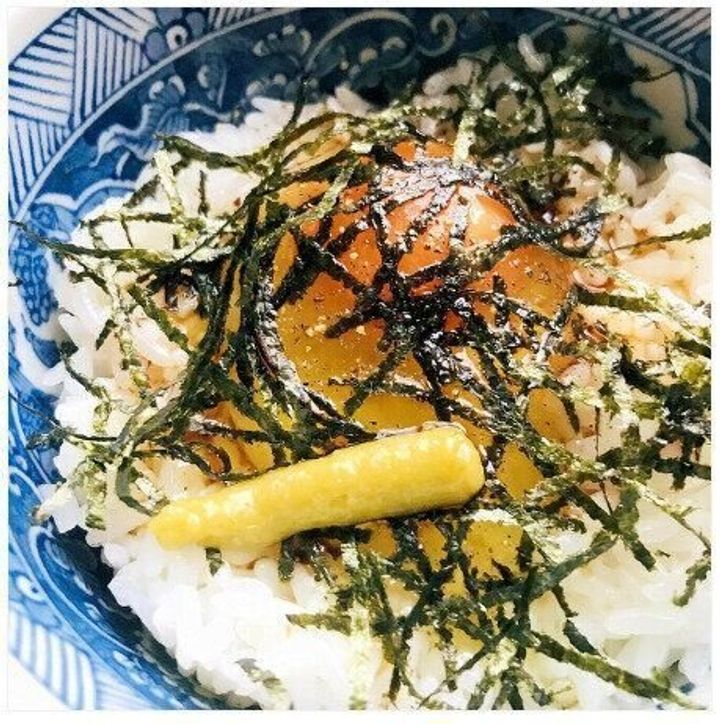 たまかけご飯●刻み海苔&ワサビのたまごかけごはん