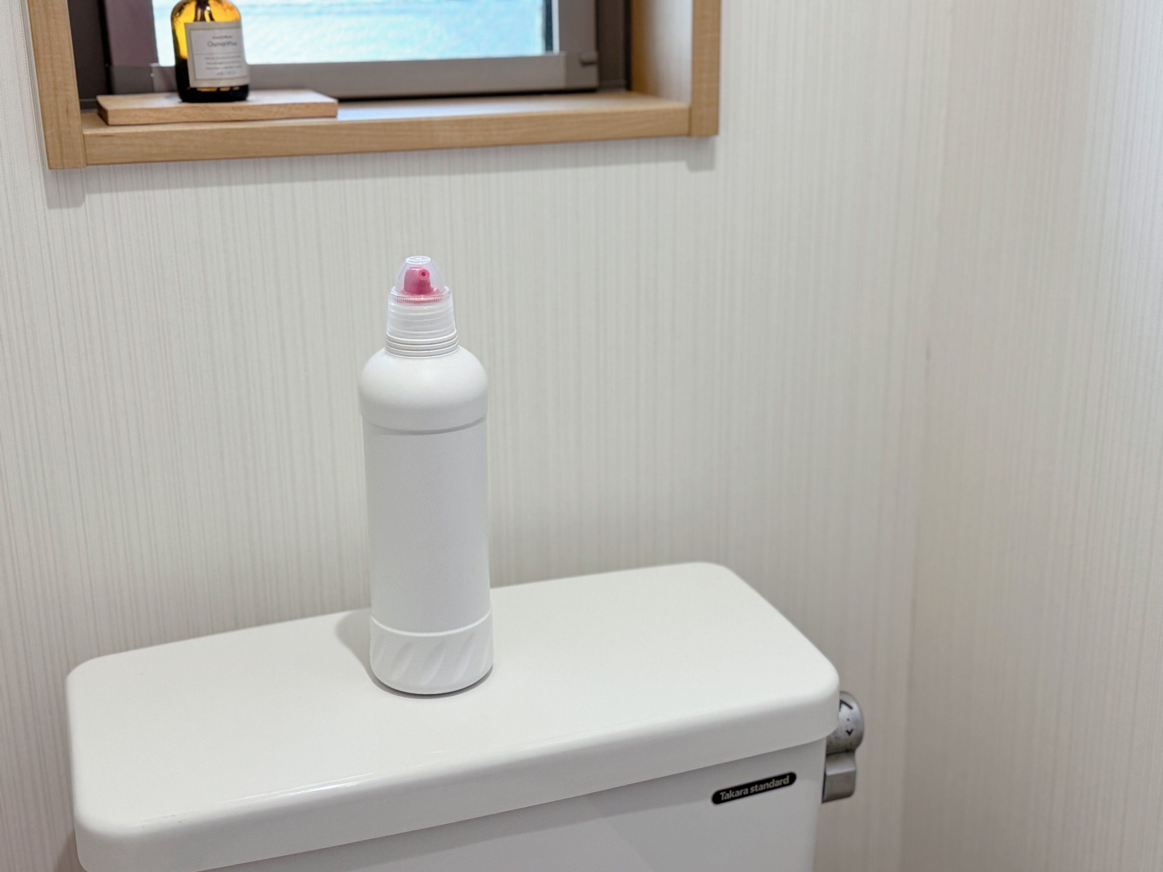 代わりの掃除方法は「こすらず落とせるトイレ用洗剤」にお任せ！