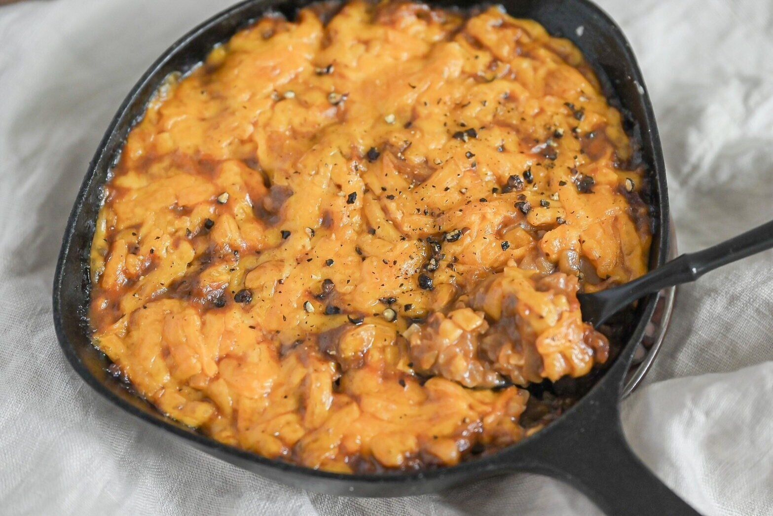 スキレットに入ったオートミールドリア