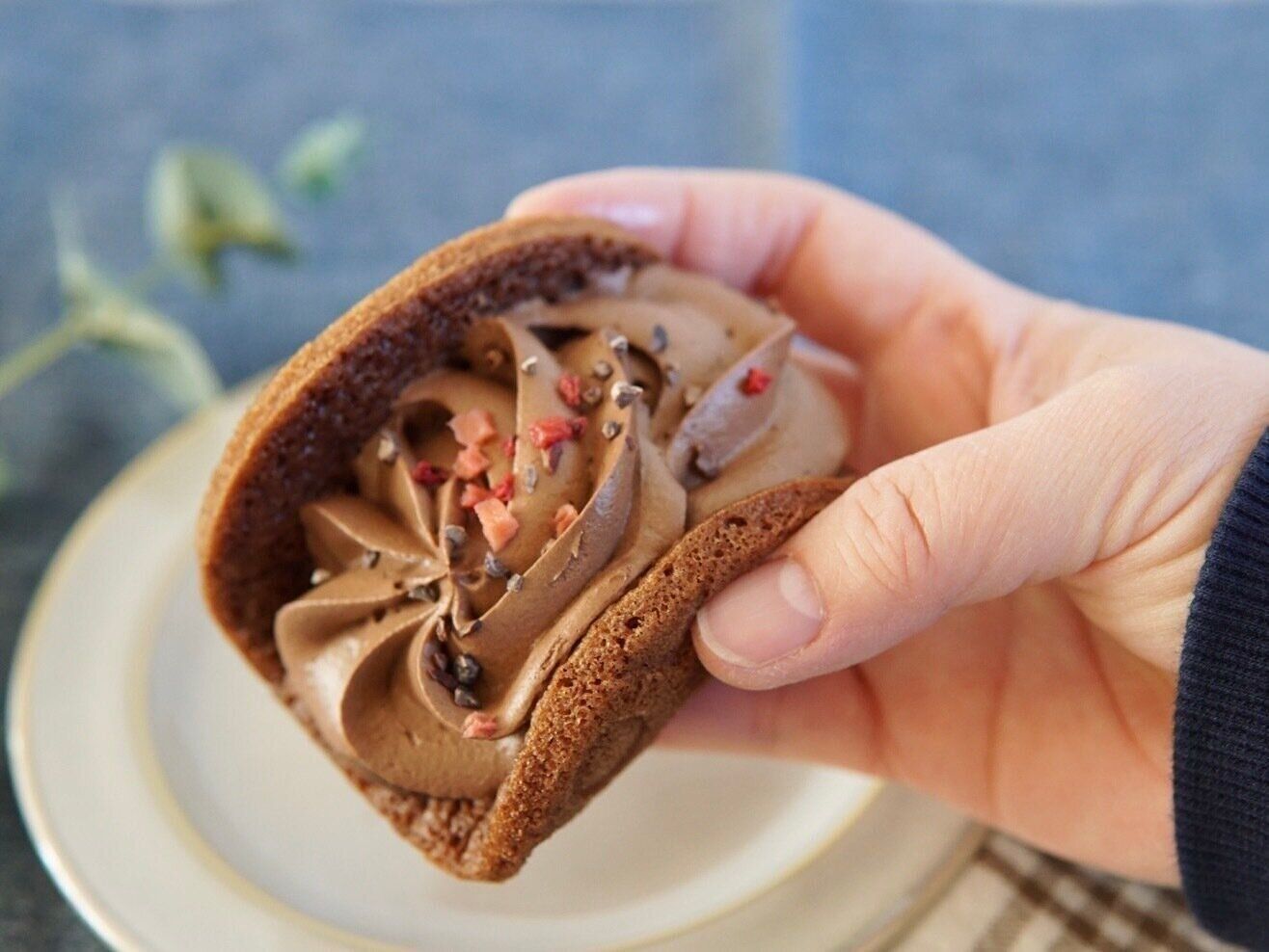 ダブルショコラワッフル