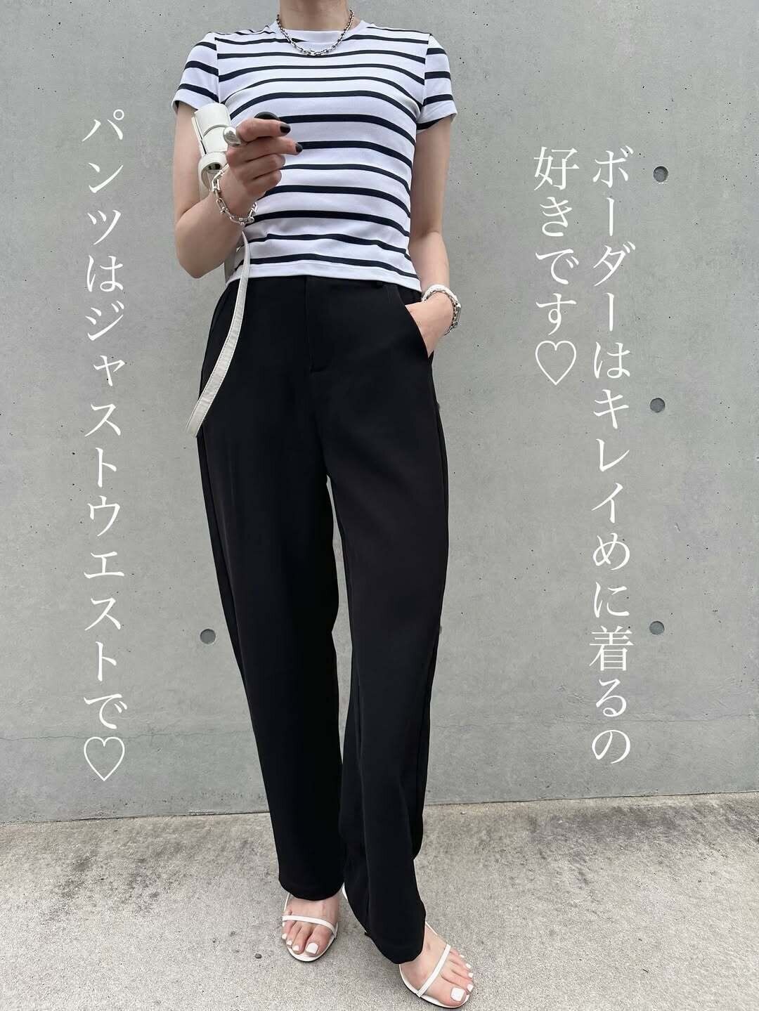 【ユニクロ】プチバズリ中の「最新Tシャツ」サイズ感や着こなしをチェック