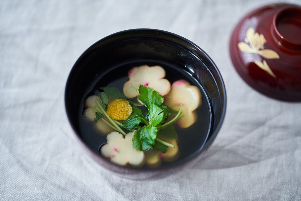 お麩と三つ葉のすまし汁