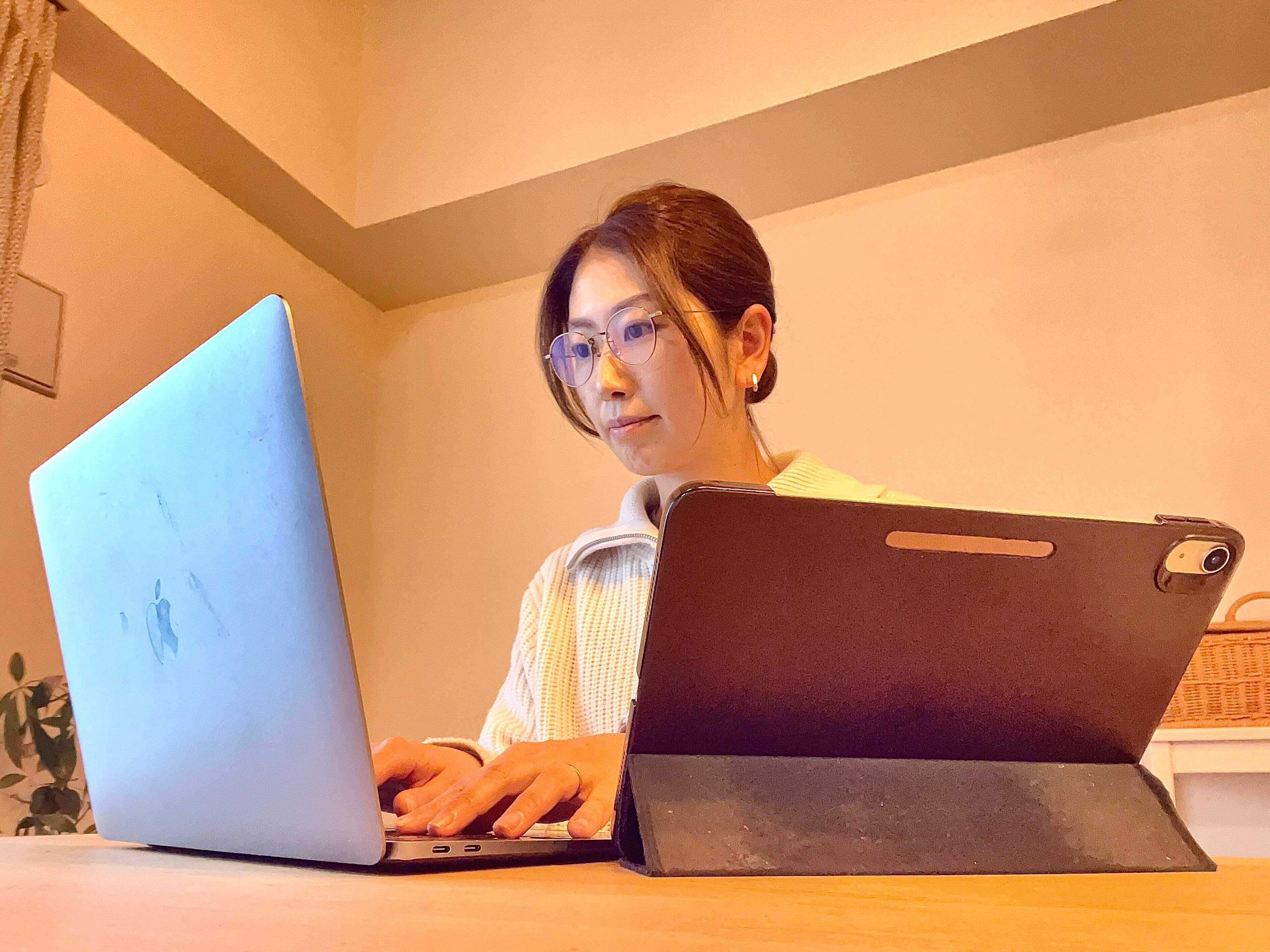 JUMIJUMIさんお仕事風景