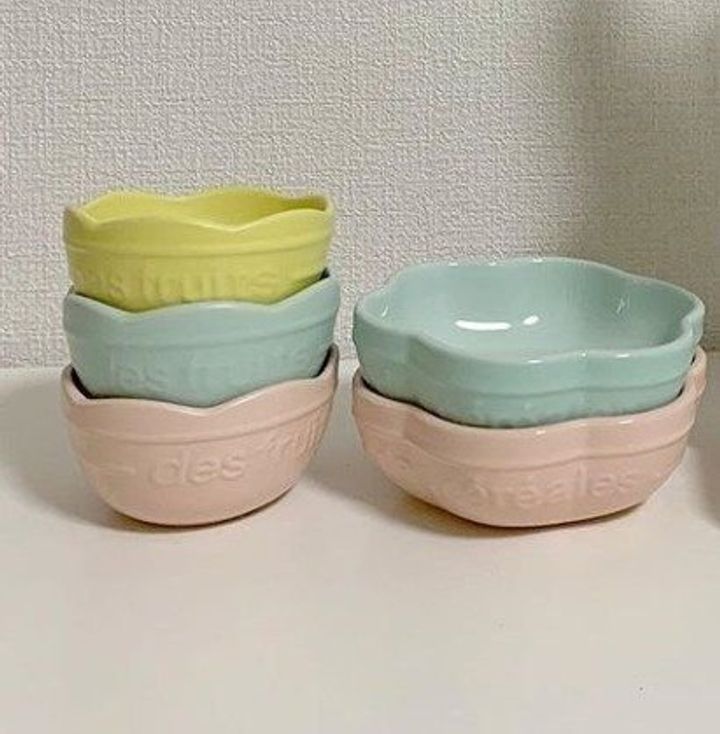 高見え間違いなし セリアのカラフルなおしゃれ食器ご紹介 サンキュ 高見え間違いなし セリアのカラフルなおしゃれ食器ご紹介 サンキュ