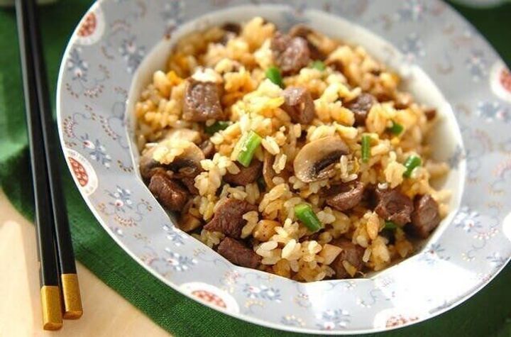 牛肉とマッシュルームのチャーハン