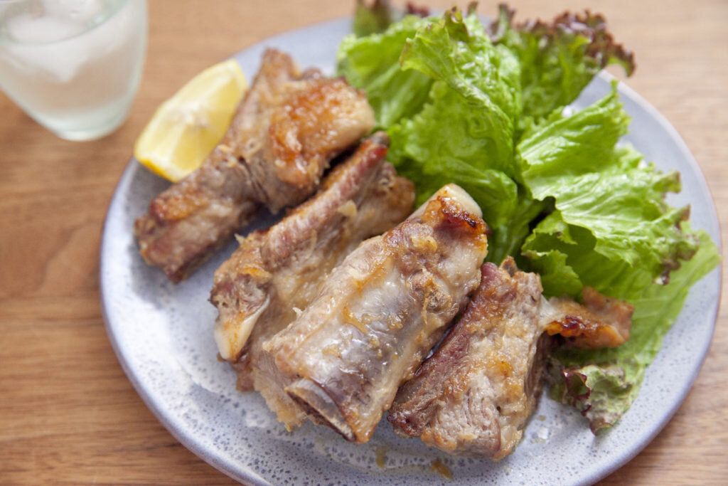 漬け込むだけで簡単！スペアリブのグリル