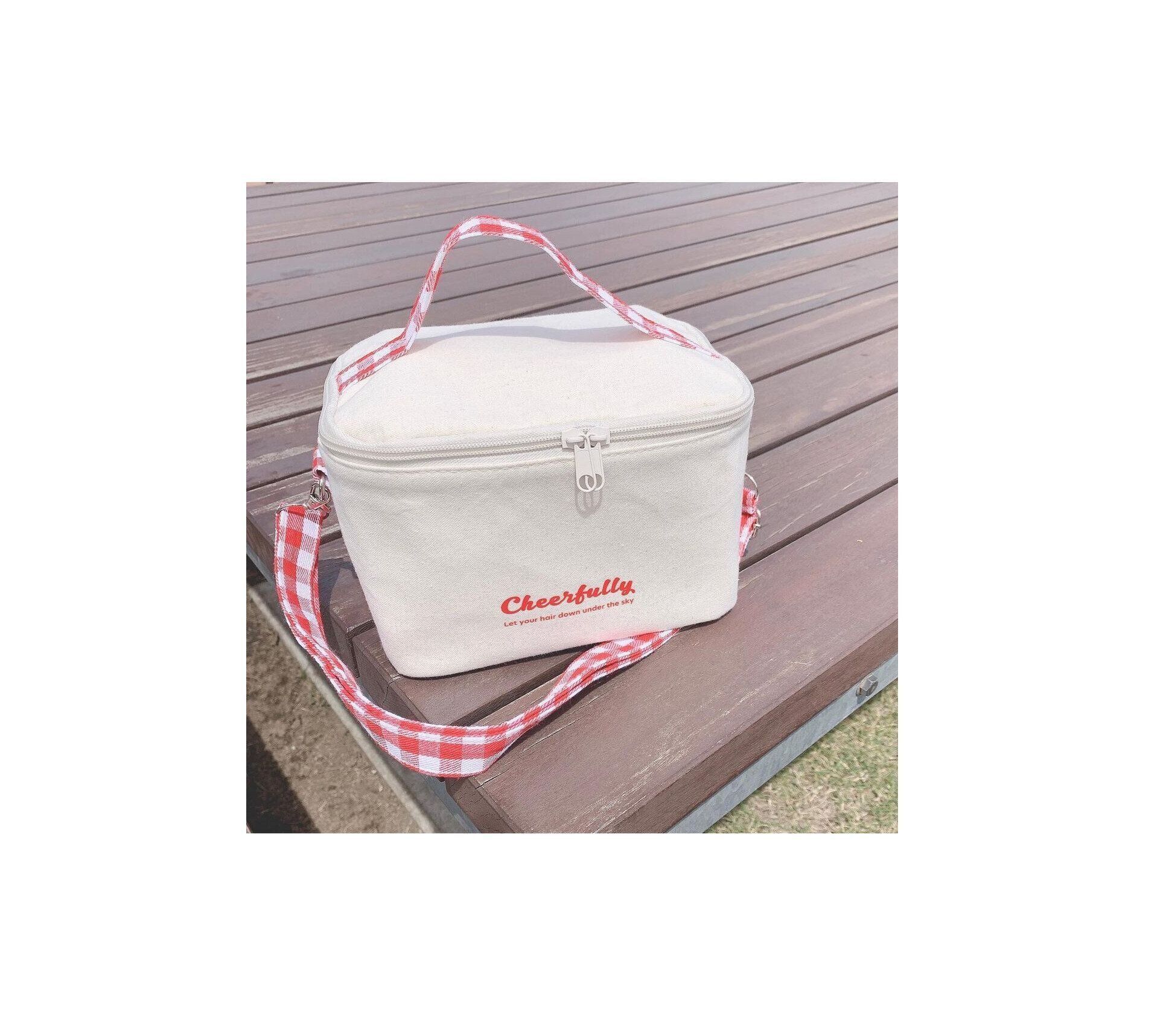 【3COINS】スリコならおしゃれな保冷バッグもプチプラ価格