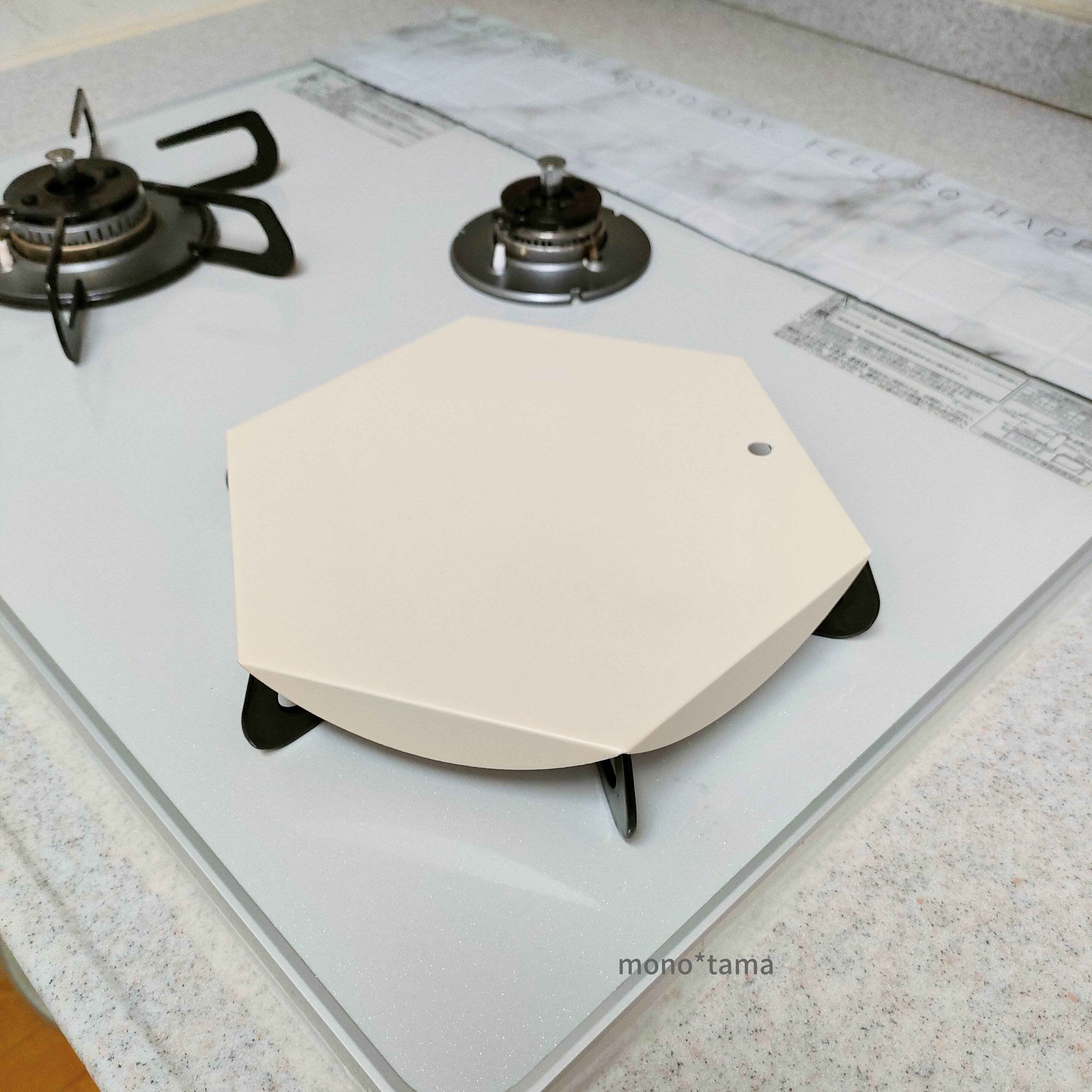 300円ショップ3COINS 五徳カバー