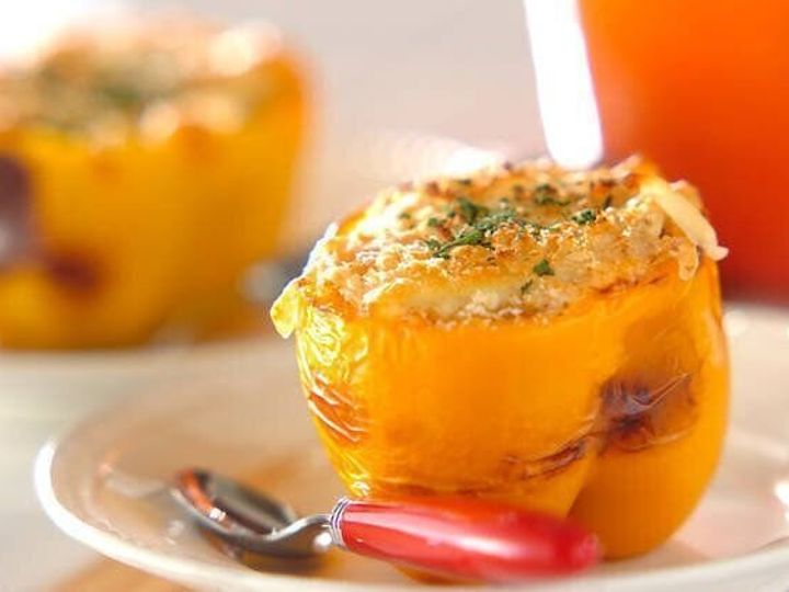 パプリカ を使った彩り抜群のレシピ52選 つくり置きやお弁当のおかずにも人気 サンキュ パプリカ を使った彩り抜群のレシピ52選 つくり置きやお弁当のおかずにも人気 サンキュ